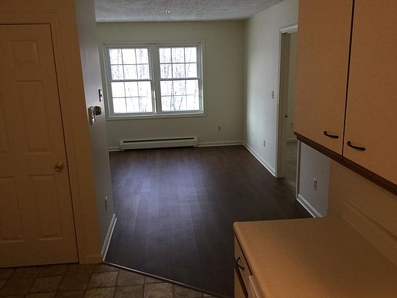 Livingroom from kitchen