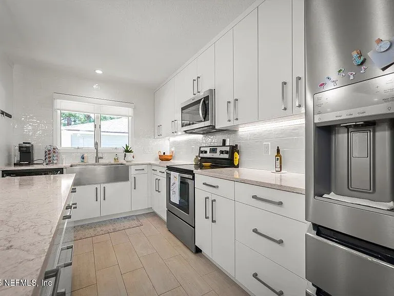 10 Little Bay Harbor Dr — Photo 16
