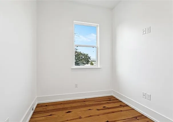 2732 Danneel St — Photo 24