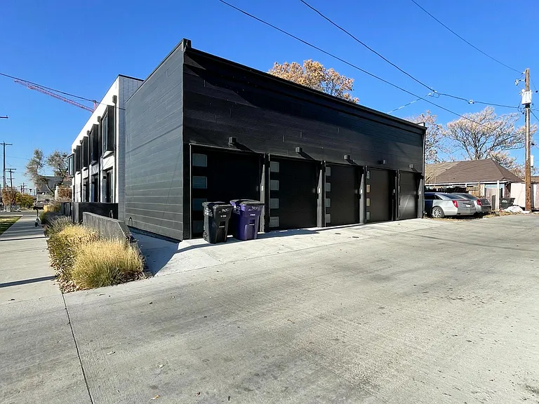 3400 Lawrence St #3400 — Photo 42