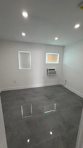 935 Jefferson Ave #10 Photo 1