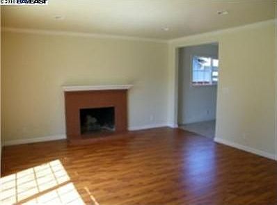 5th image of 119 Kathy Ct