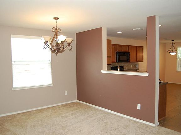 4th image of 12909 Galaxy Dr