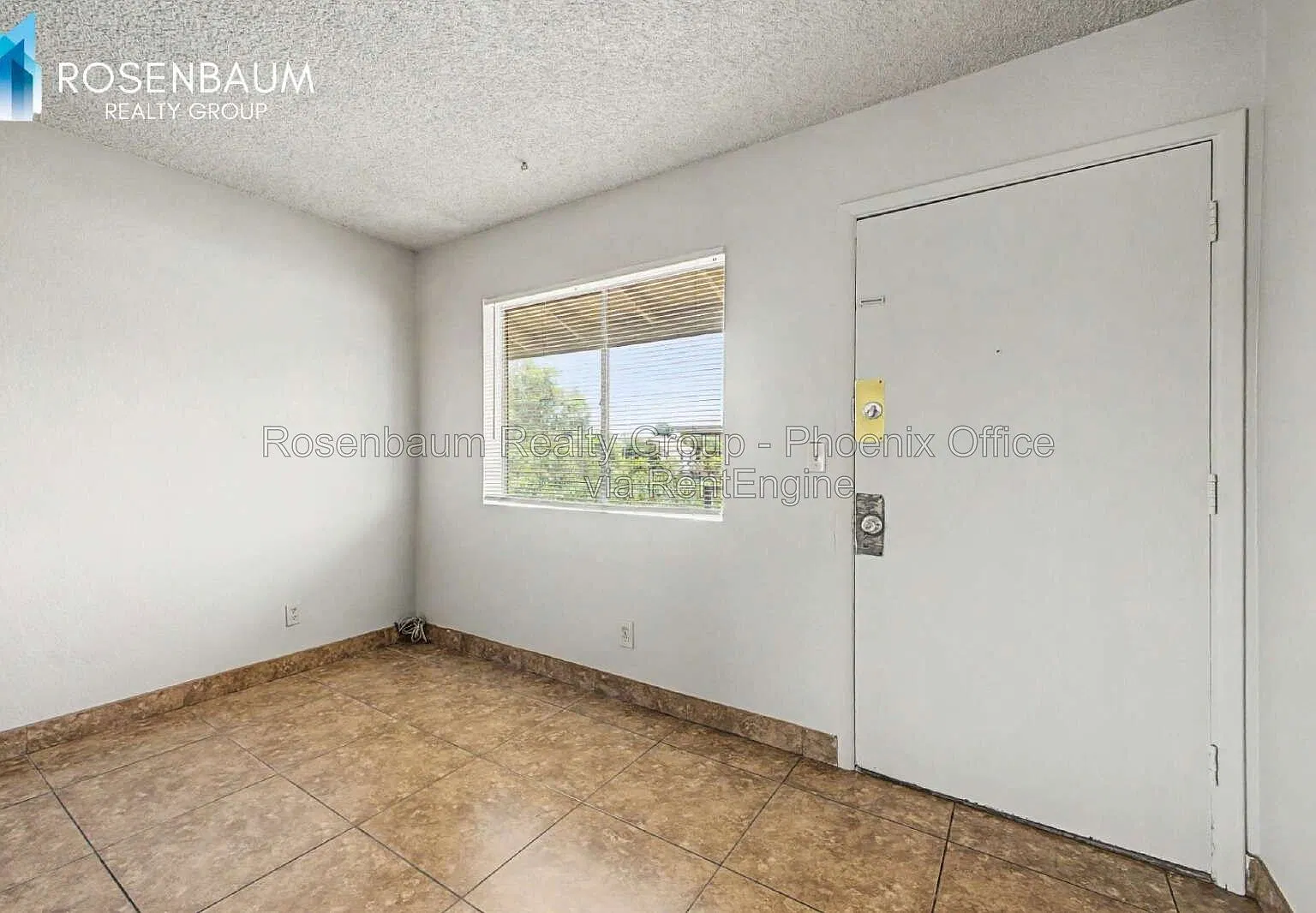 2 bed, 1.0 bath, 848 sqft, $939 — Photo 4
