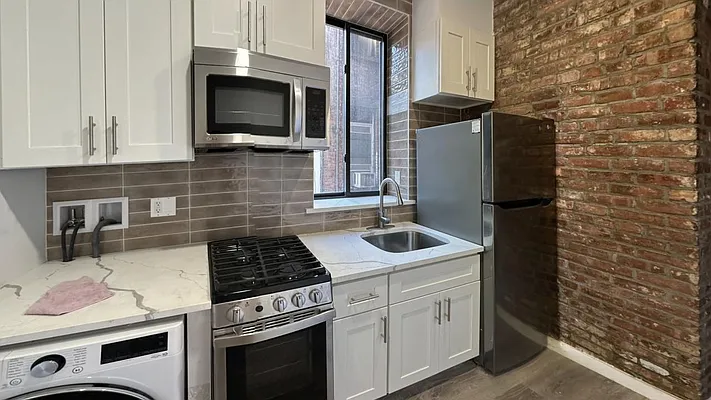 Rented by EXP Realty NYC | media 9
