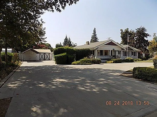 635 N Cherry St photo 1