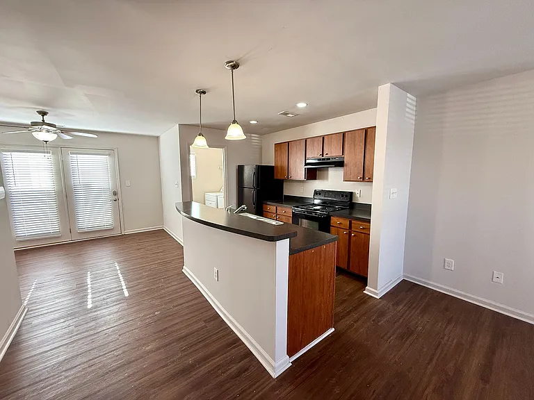 Madison - Kitchen