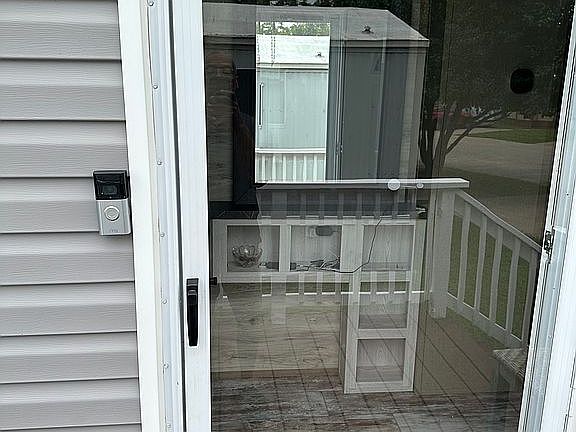 2nd image of 8104 Topanga Ln #312