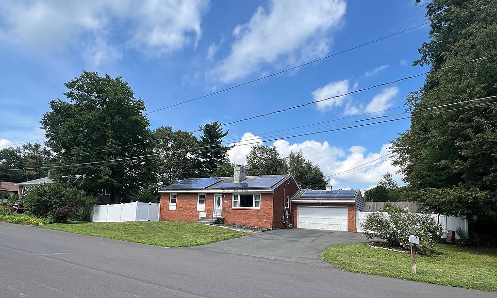 106 Greenleaf Dr - Property Image