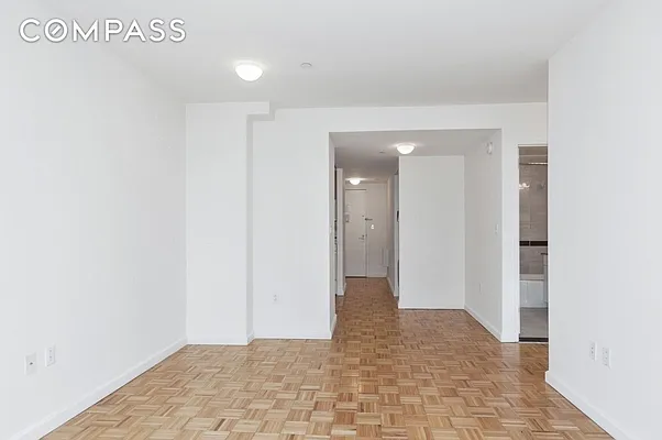 Rented by Compass | media 44