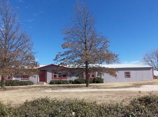 980 S 4th St, Perry, OK 73077