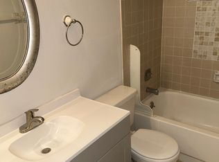 11822 Raintree Lake Ln APT A, Temple Terrace, FL 33617