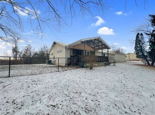 2692 Race Track Rd, New Cumberland, WV 26047