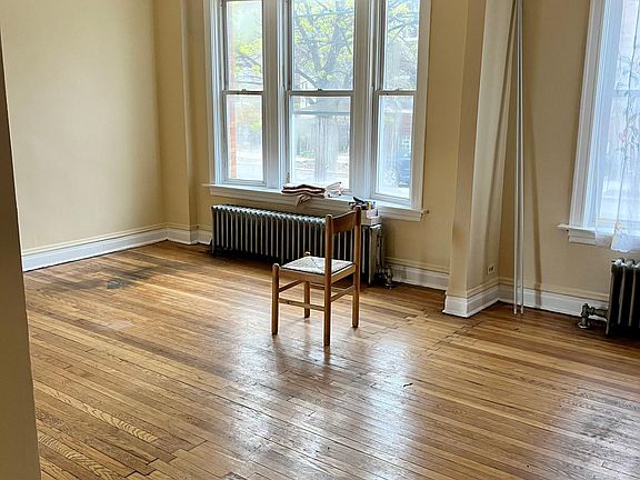 3rd image of 1325 N Homan Ave APT 2N
