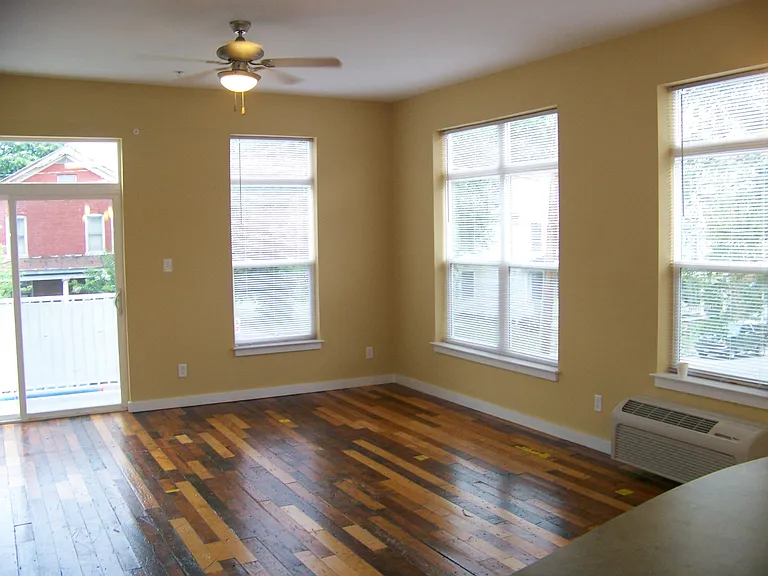 1000 Porter St #10 — Photo 19