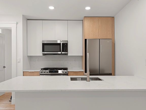 3rd image of 38 Bradlee Rd #103