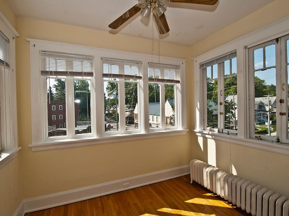 1st image of 2700 Observatory Ave APT 2