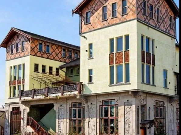 2213 Curtis St, Oakland, CA 94607