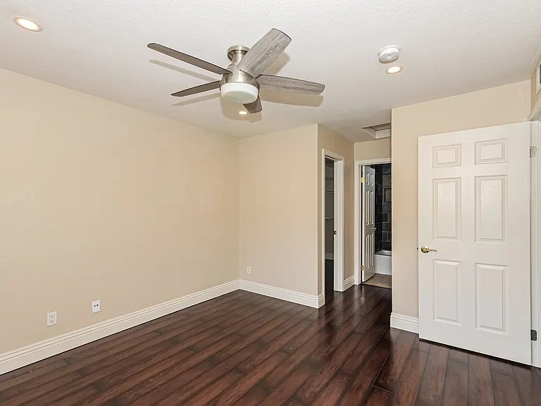2375 Del Mar Way #205 — Photo 4