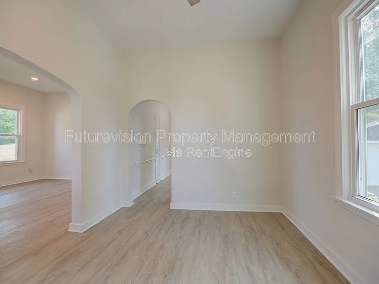 1302 S State St #1 — Photo 6