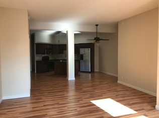 126 N 14th St APT 3, Lincoln, NE 68508