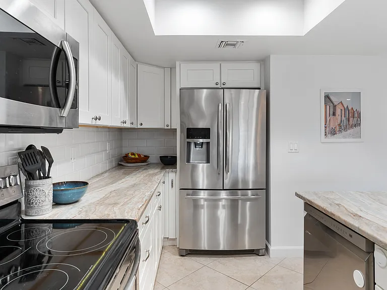 2488 Harbour Cove Dr — Photo 19