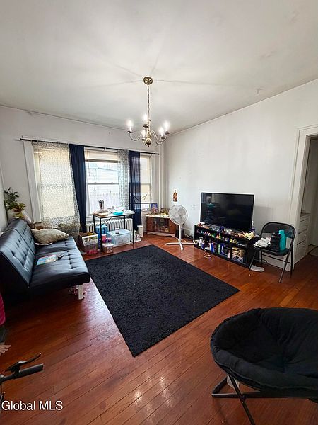 2nd image of 1064 Washington Avenue