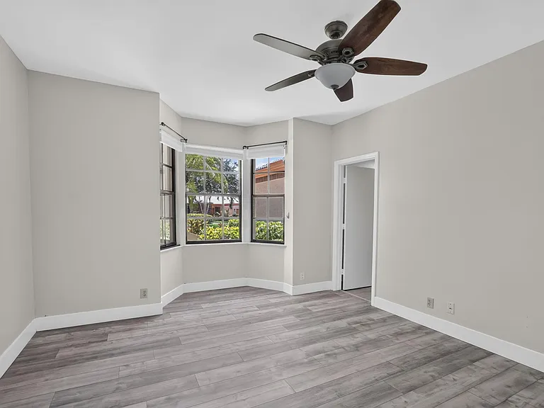 11908 Glenmore Dr #2-3 — Photo 12