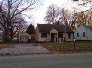 1315 W Donald St, Waterloo, IA 50703