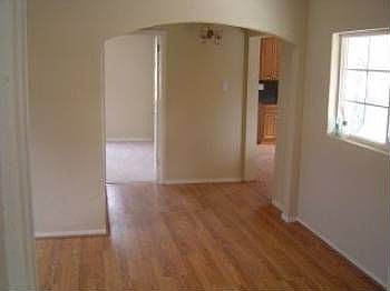 4th image of 1580 Ford Ave
