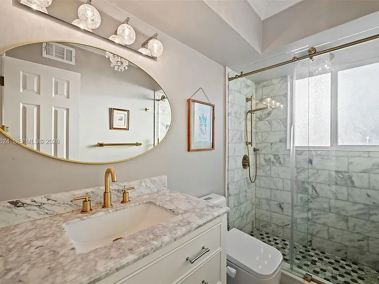 1211 Algeria Ave — Photo 22