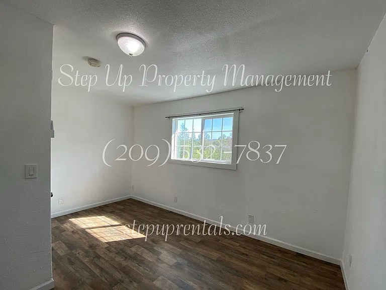 11240 Highway 49 — Photo 10