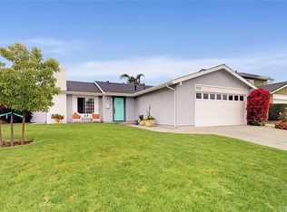 9331 Westcliff Dr, Huntington Beach, CA 92646