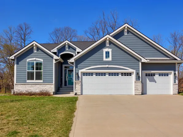 1601 Westside Dr, Polk City, IA 50226