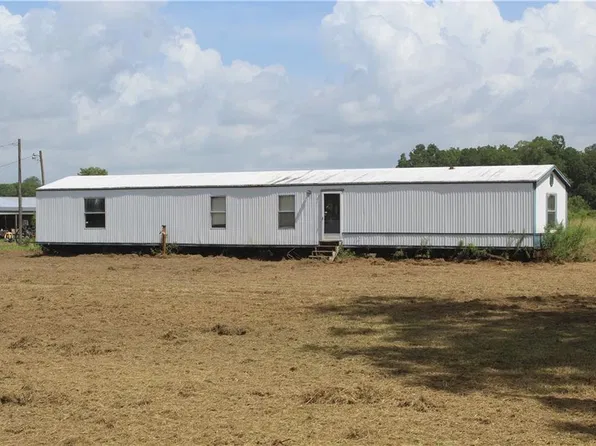 255 English Rd, Plaucheville, LA 71362