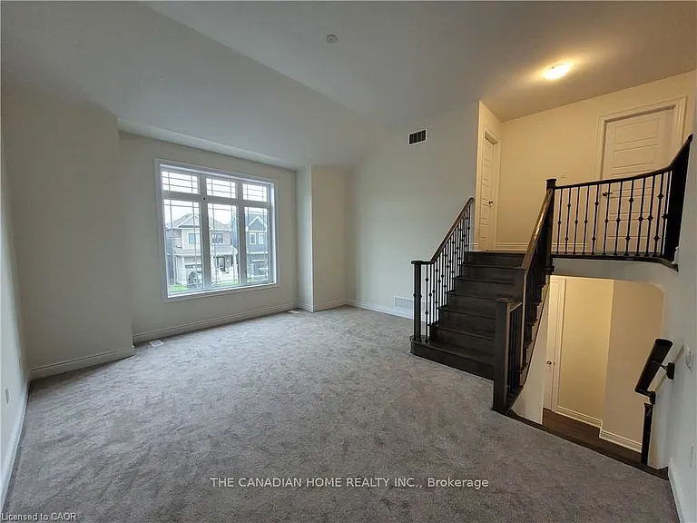 232 Wilmot Rd — Photo 11