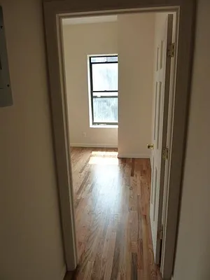 Rented by Chartwell Manhattan Realty | media 7