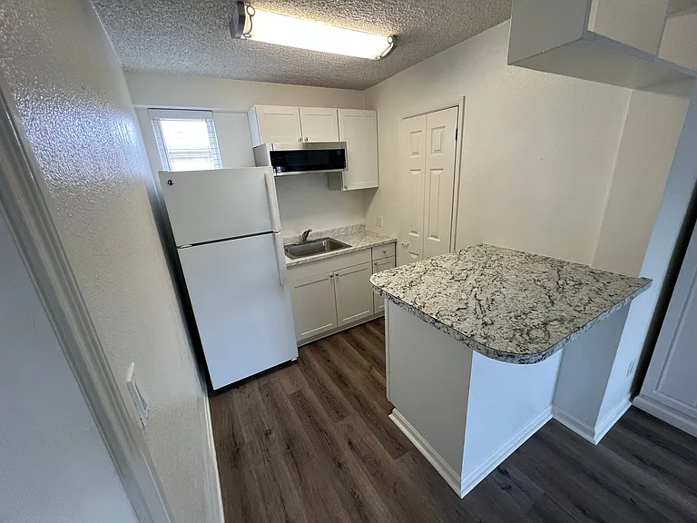 201 Surfrider Way — Photo 42