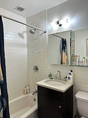 Rented by Tourma Realty LLC | media 8