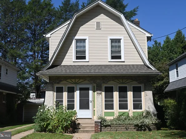 215 W Dupont St, Ridley Park, PA 19078