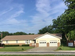 115 S Hancock St, White Hall, IL 62092
