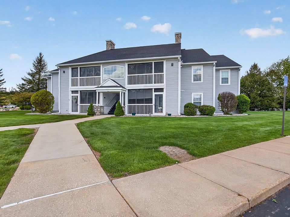 1st image of 773 W Barrington Cir