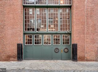 130 N Bread St #36-124, Philadelphia, PA 19106