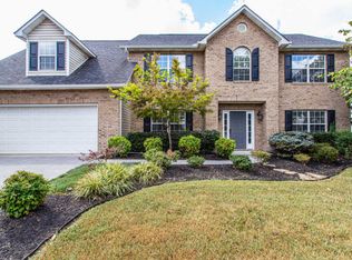 735 Fox Landing Ln, Knoxville, TN 37922