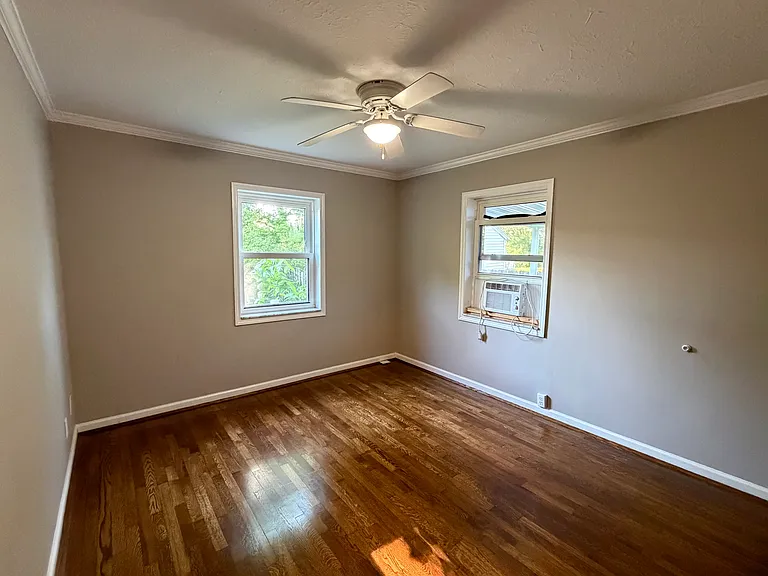 1905 Coventry Rd — Photo 12