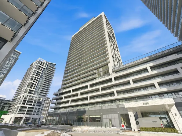 8960 Jane St, Vaughan, ON