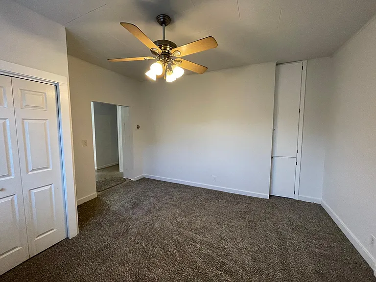 103 S Ivy St #3 — Photo 4