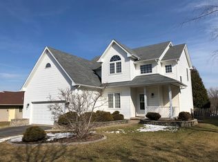 907 Spring Dr, Marengo, IL 60152