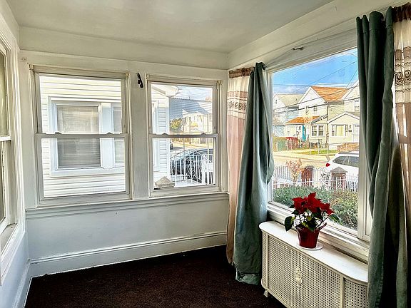 4th image of 221-28 106th Ave