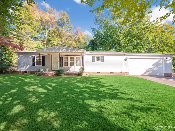 4581 Herry St, Winston Salem, NC 27105
